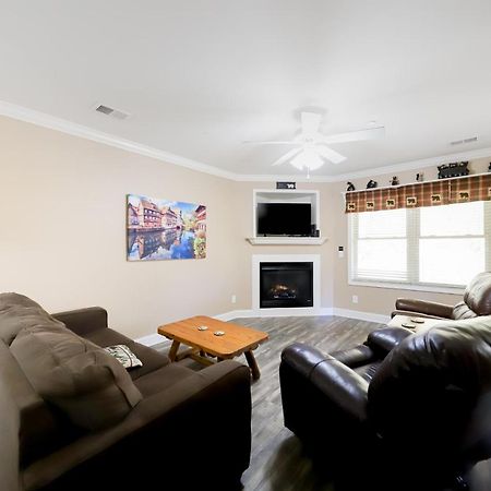 The Bears Den Apartment Хелън Екстериор снимка