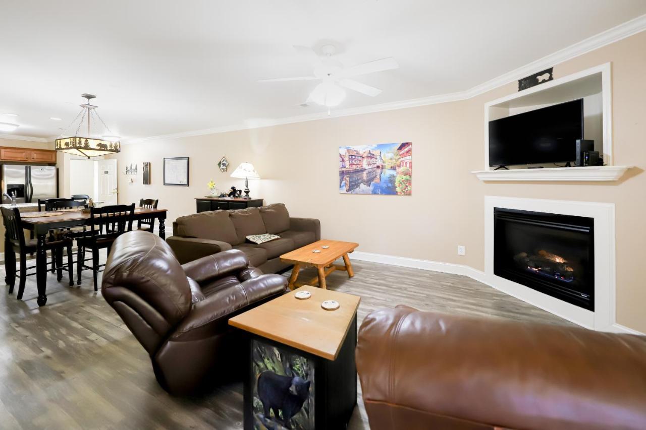 The Bears Den Apartment Хелън Екстериор снимка