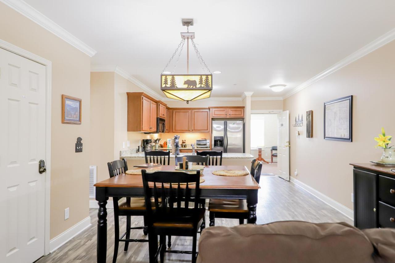 The Bears Den Apartment Хелън Екстериор снимка